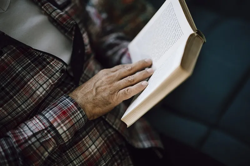 The Book You Hold Up on the Subway vs. the One You Hide Under Your Pillow